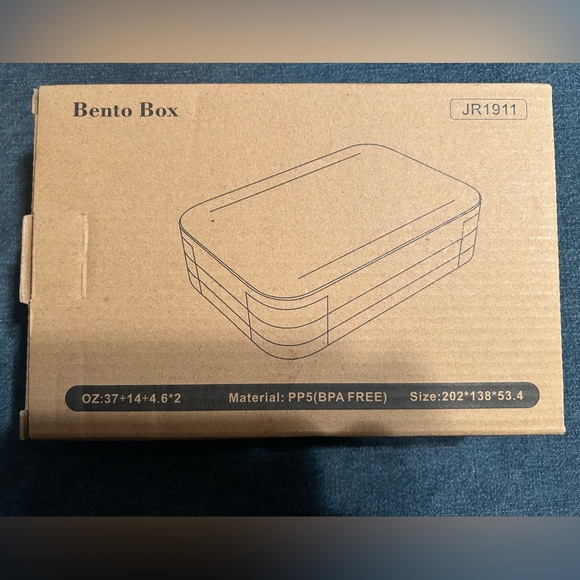 Bento 🍱 Box - Picture 2 of 3